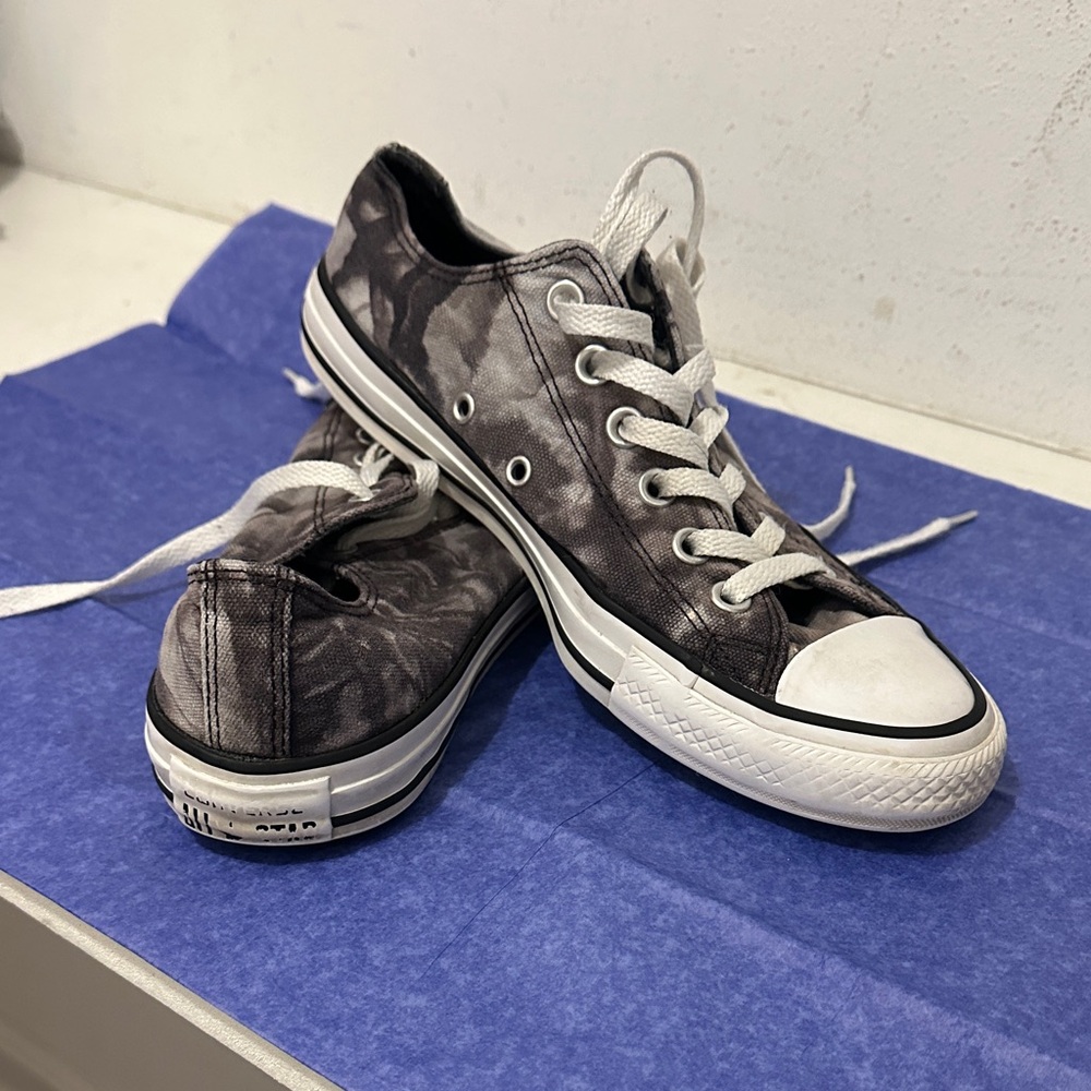 Converse Monochrome Tie-Dye Low-Tops